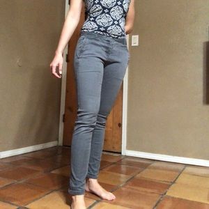 Gap size 6R grey super skinny khakis